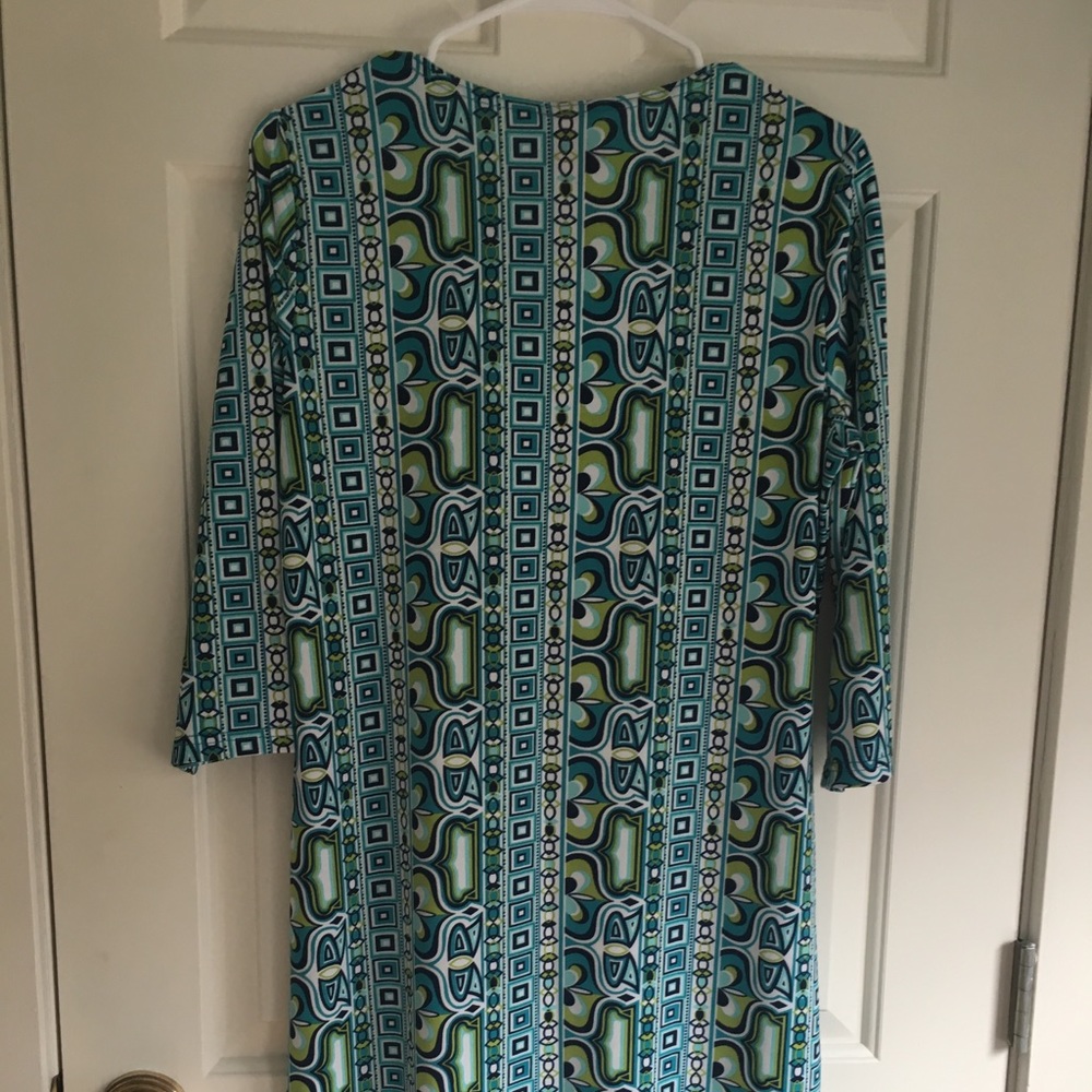 Patterned Shift Dress - Picture 4 of 4
